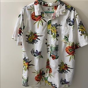 On the Byas Hawaiian pot leaf mushroom floral